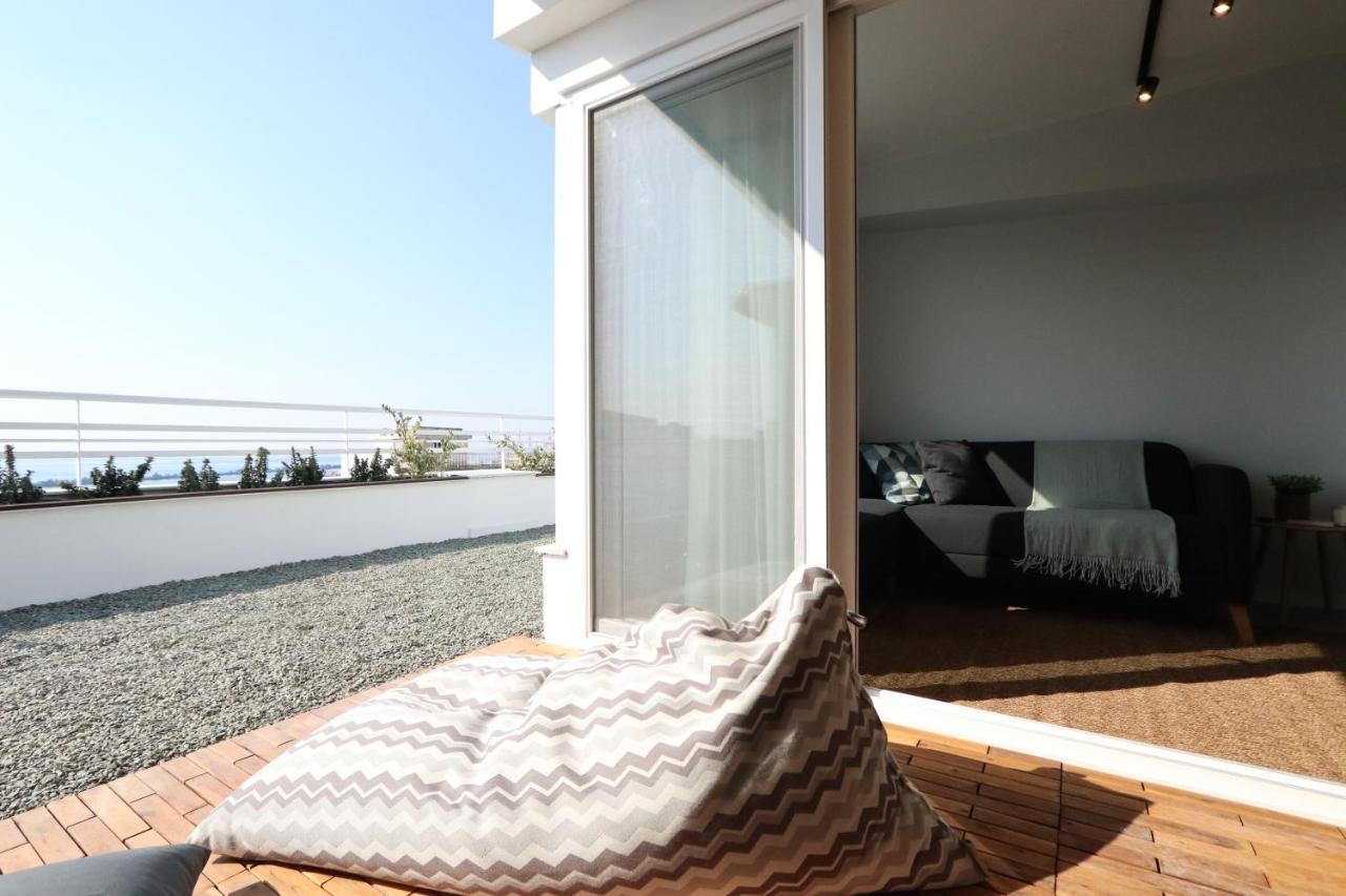 Port De L'Eau Roof Garden Apartment เทสซาโลนิกิ ภายนอก รูปภาพ